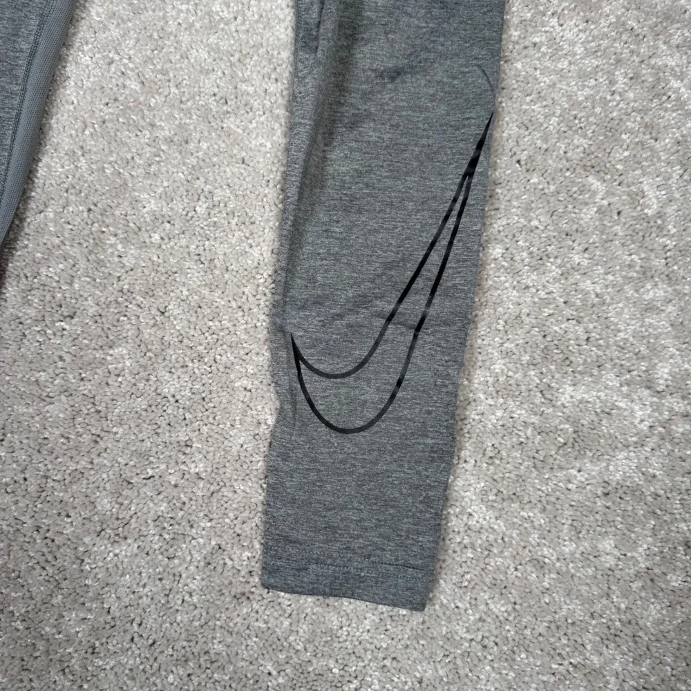 Nike Pro Kids Medium Dri-FIT Compression Tights Gray Heathered Leggings Size M